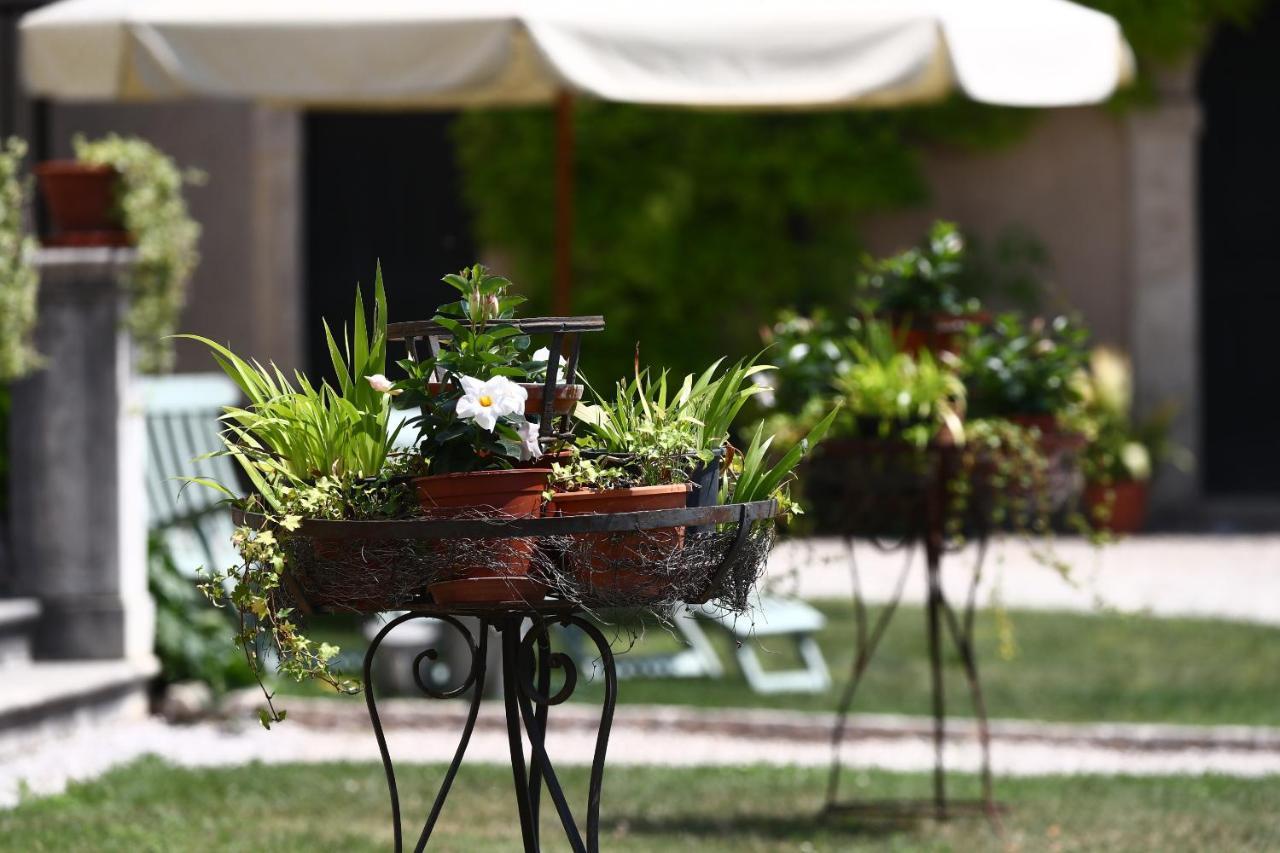 Relais Corte Paradiso Peschiera del Garda Exteriör bild