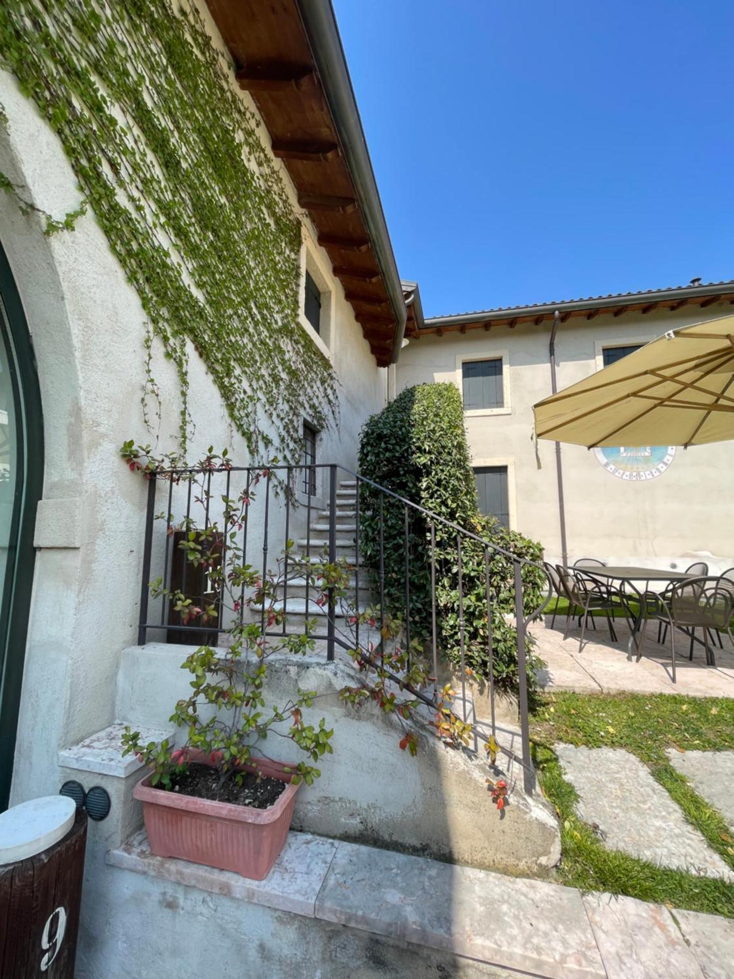 Relais Corte Paradiso Peschiera del Garda Exteriör bild