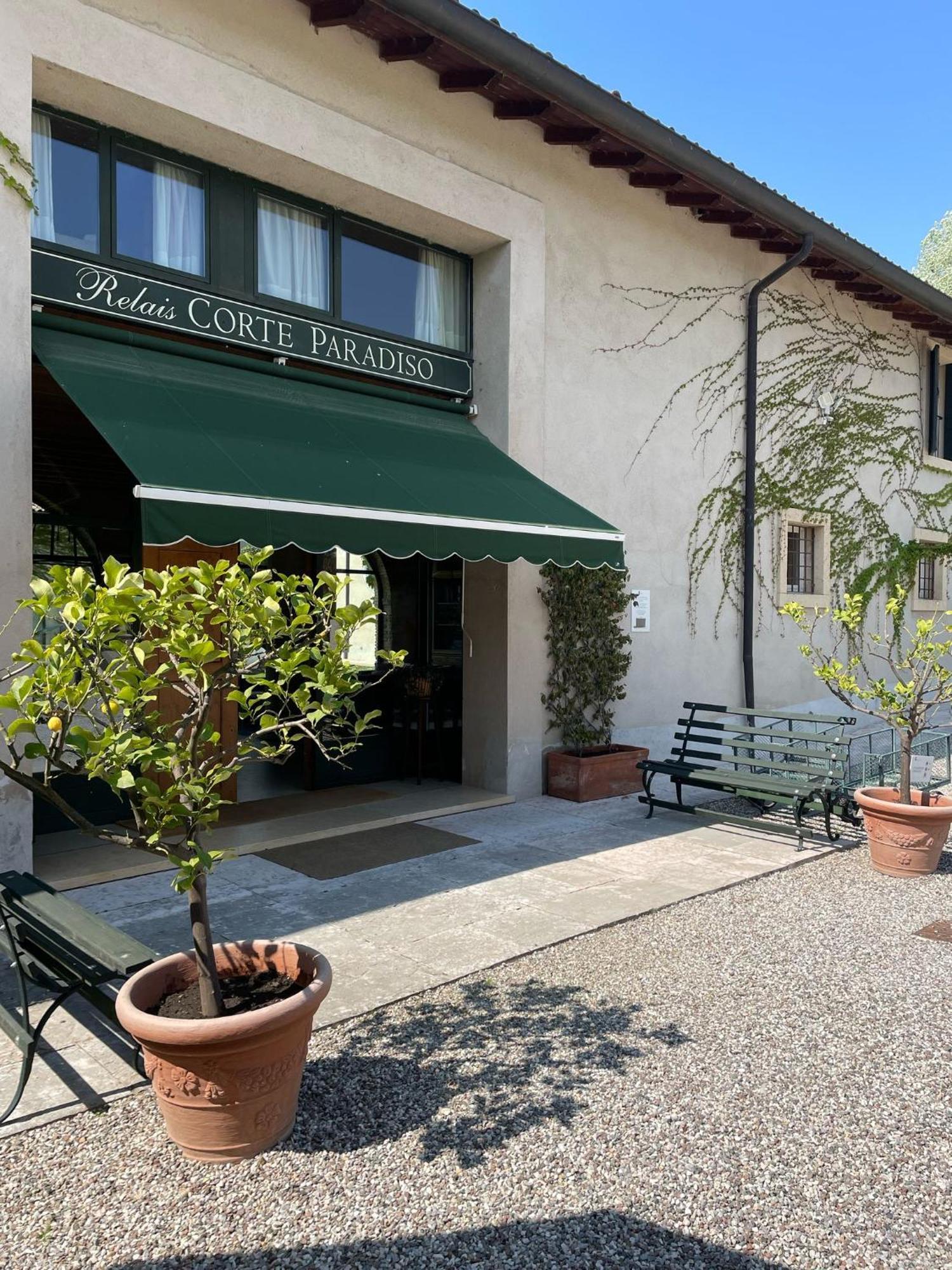 Relais Corte Paradiso Peschiera del Garda Exteriör bild